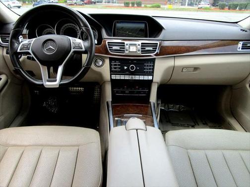 2016 Mercedes-Benz E-Class 4MATIC