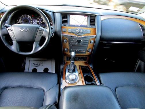 2012 INFINITI QX56 Base