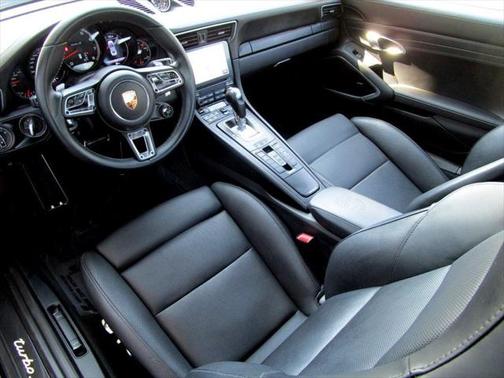 2017 Porsche 911 Turbo S