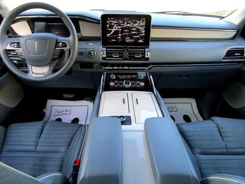 2021 Lincoln Navigator Black Label
