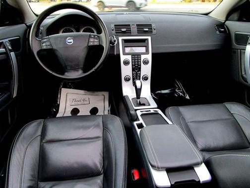 2011 Volvo C70 T5