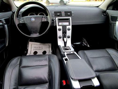 2011 Volvo C70 T5