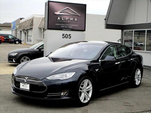 2015 Tesla Model S 85
