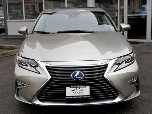 2016 Lexus ES 300h Base