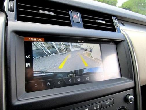 2020 Land Rover Discovery Landmark Edition