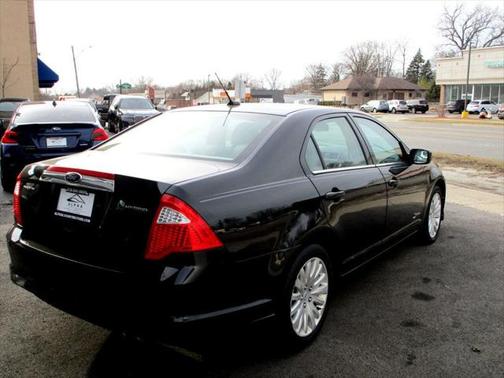 2010 Ford Fusion Hybrid Base