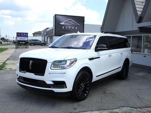 Pristine White 2020 Lincoln Navigator Reserve
