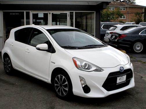 2015 Toyota Prius c Four