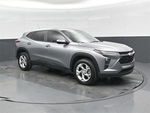 2025 Chevrolet Trax LS