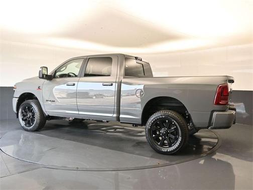 2025 RAM 2500 Laramie Crew Cab 4x4 6'4' Box