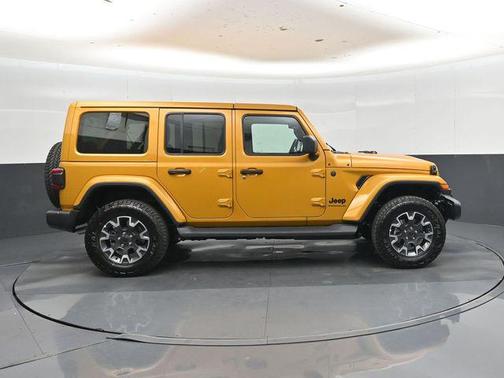 Goldilocks 2026 Jeep Wrangler 4-Door Sahara 4x4