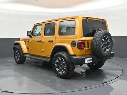 Goldilocks 2026 Jeep Wrangler 4-Door Sahara 4x4
