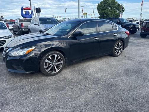 2016 Nissan Altima 2.5 SR