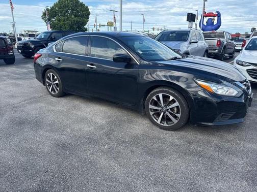 2016 Nissan Altima 2.5 SR