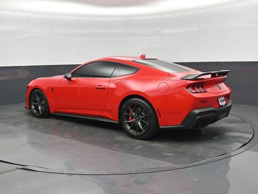 2025 Ford Mustang Dark Horse Fastback