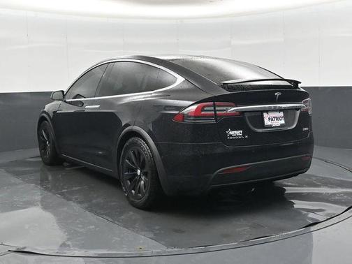 Black 2017 Tesla Model X P100D
