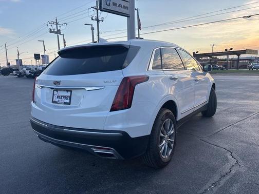 2023 Cadillac XT5 Premium Luxury
