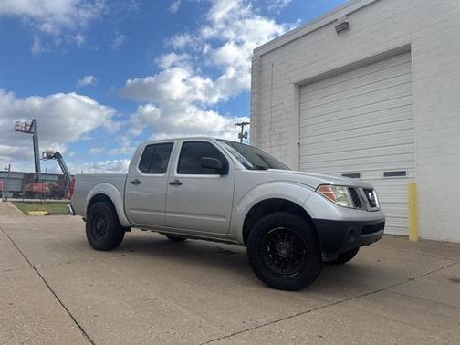 2012 Nissan Frontier S