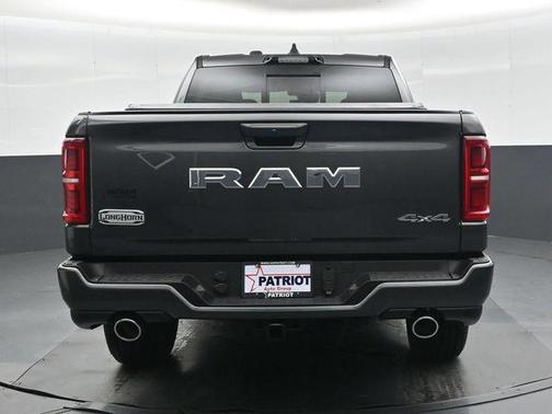 Granite Crystal Metallic Clearcoat 2026 RAM 1500 Limited