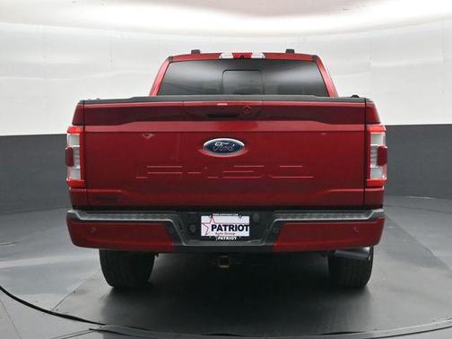 Rapid Red Metallic Tinted Clearcoat 2021 Ford F-150 Lariat