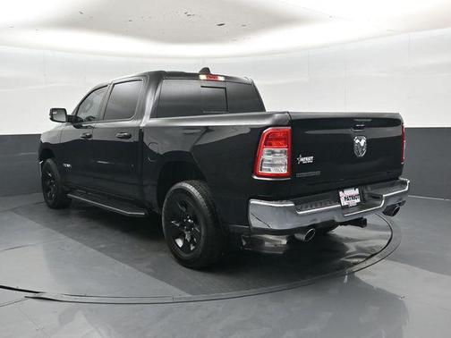 Diamond Black Crystal Pearlcoat 2023 RAM 1500 Big Horn/Lone Star