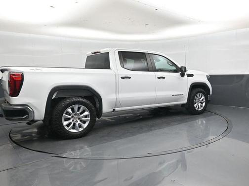 Summit White 2023 GMC Sierra 1500 Pro