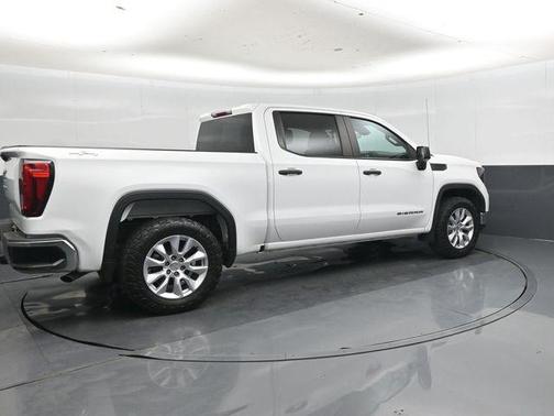 Summit White 2023 GMC Sierra 1500 Pro