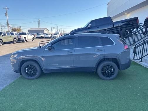2022 Jeep Cherokee Latitude Lux