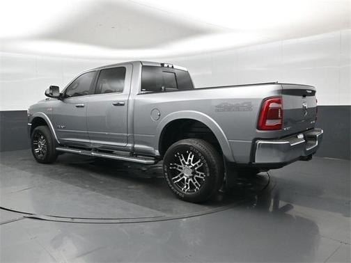 2021 RAM 2500 Laramie Crew Cab 4x4 6'4' Box