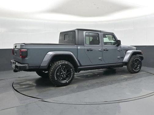 Anvil Clearcoat 2026 Jeep Gladiator Willys 4x4