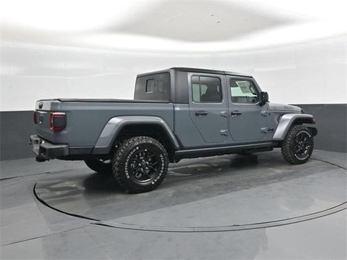 2026 Jeep Gladiator Willys 4x4