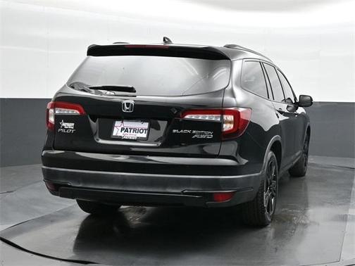 2022 Honda Pilot AWD Black Edition