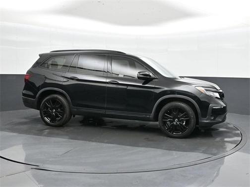 2022 Honda Pilot AWD Black Edition