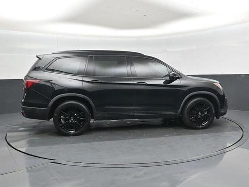 2022 Honda Pilot AWD Black Edition
