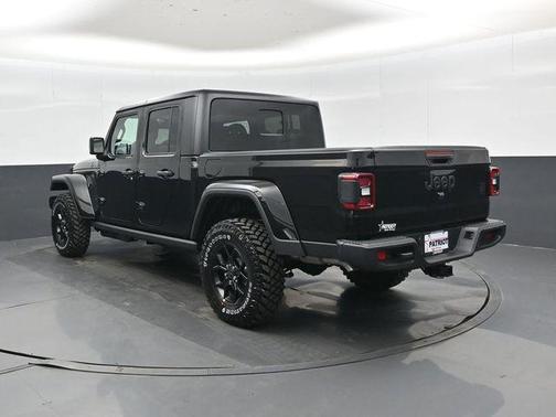 Black Clearcoat 2026 Jeep Gladiator Willys 4x4