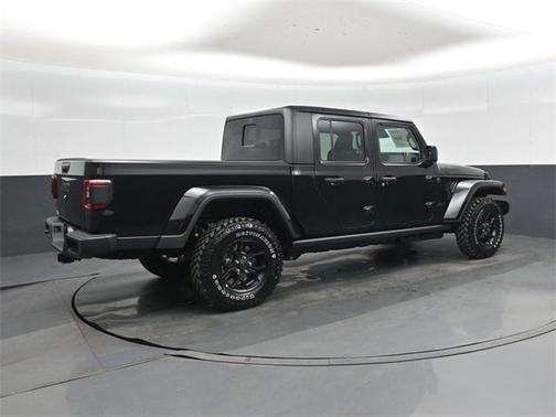 2026 Jeep Gladiator Willys 4x4