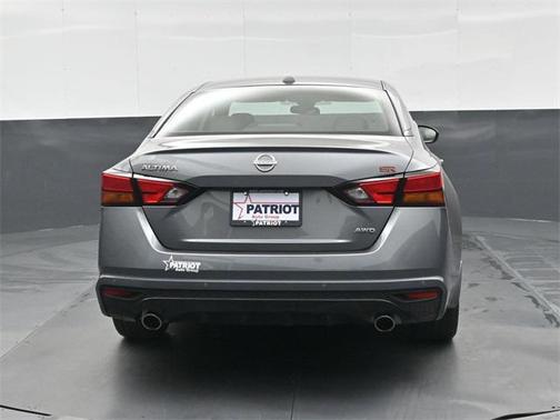 2025 Nissan Altima SR AWD