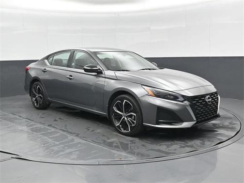 2025 Nissan Altima SR AWD