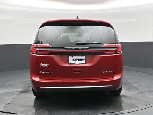 Pr6 2027 Chrysler Pacifica Limited