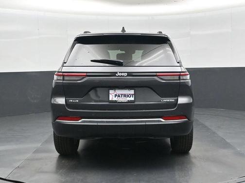 Baltic Gray Metallic Clearcoat 2026 Jeep Grand Cherokee Altitude