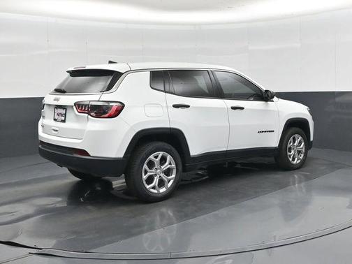 Bright White Clearcoat 2025 Jeep Compass Sport