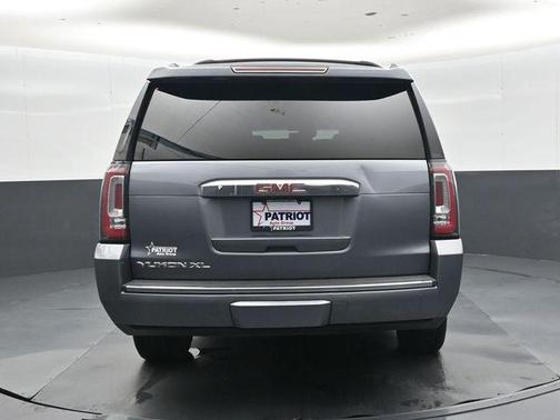 Satin Steel Metallic 2018 GMC Yukon XL Denali
