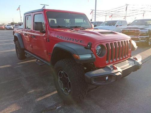 Firecracker Red Clearcoat 2021 Jeep Gladiator Mojave 4x4