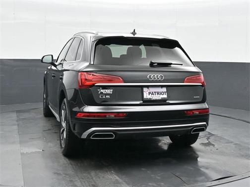 2024 Audi Q5 45 S line Premium Plus