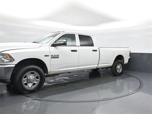 2018 RAM 2500 Tradesman Crew Cab 4x4 8' Box