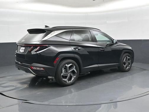 Black Pearl 2024 Hyundai TUCSON Limited
