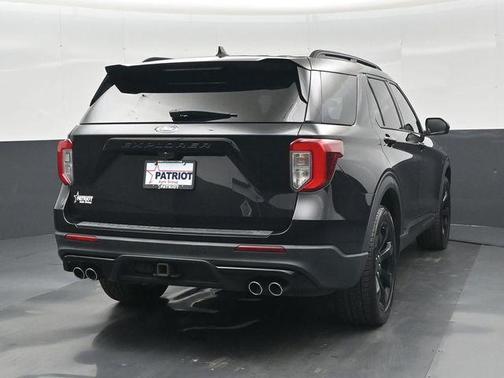 Agate Black Metallic 2023 Ford Explorer ST