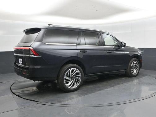 Starlight 2025 Lincoln Navigator Reserve