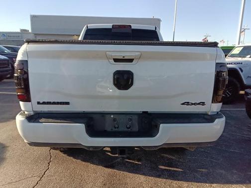 2020 RAM 2500 Laramie Crew Cab 4x4 6'4' Box