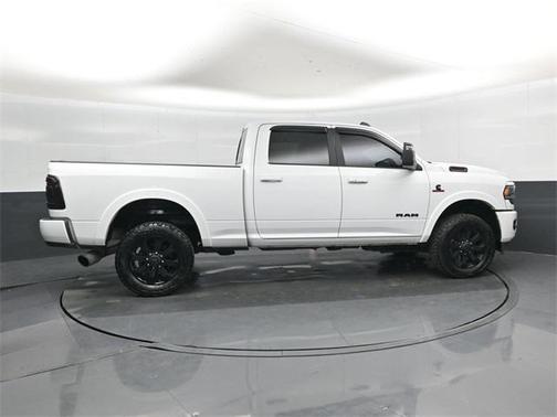 2020 RAM 2500 Laramie Crew Cab 4x4 6'4' Box